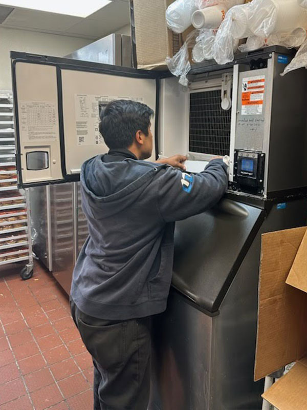 commercial ice machine maintenance services san diego